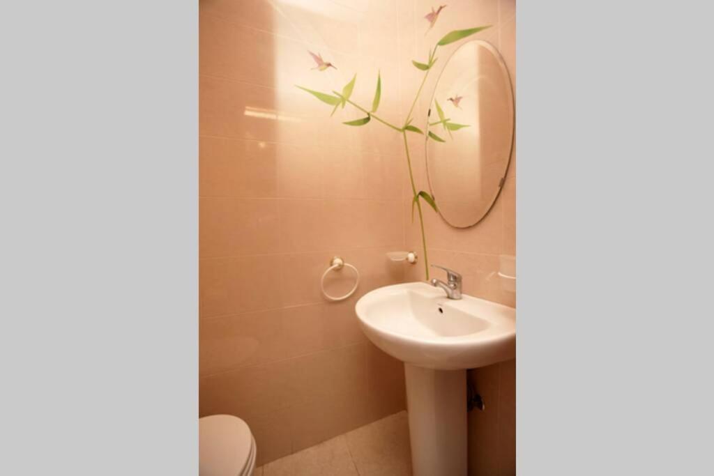 Apartamento Barrio Alfalfa Appartement Sevilla Buitenkant foto